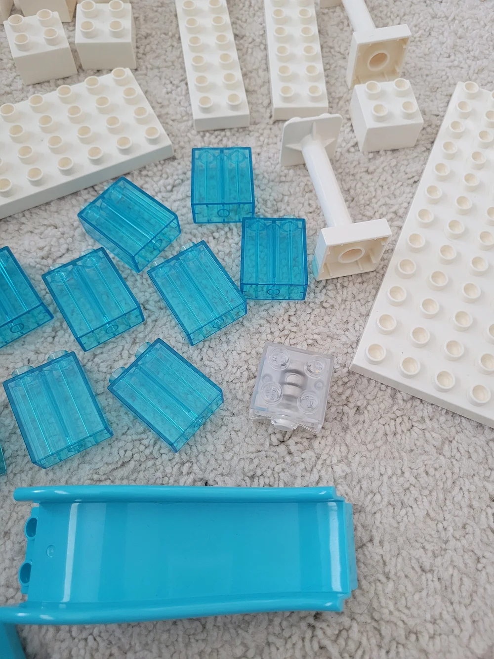 Lego Duplo Frozen Ice Castle Set. Elsa, Anna, Olaf. Retired set